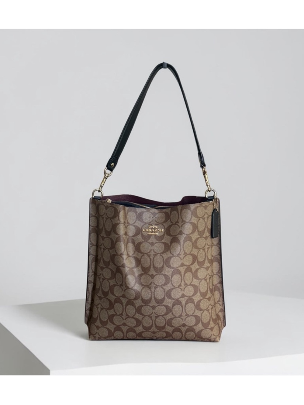 Coach Mollie Signature Canvas Brown Black Shoulder Bucket Bag! - Picture 15 of 16